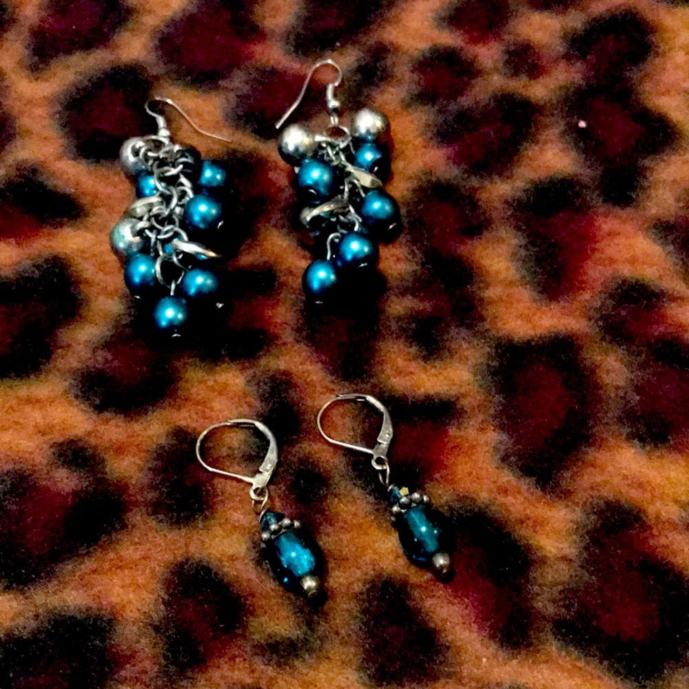 Blue earring bundle